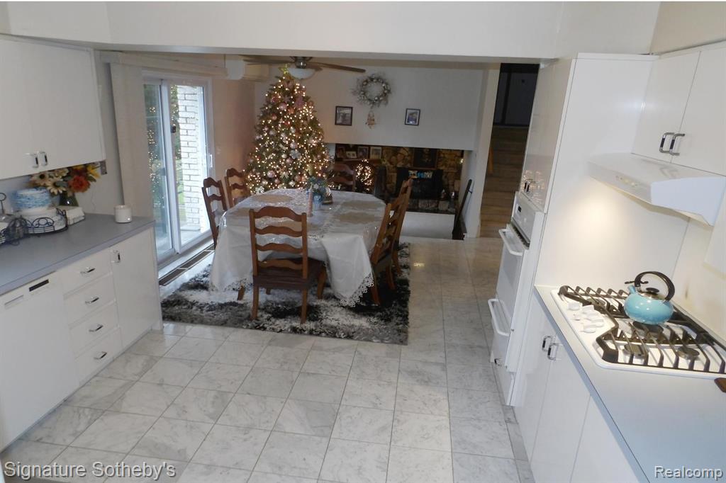 48041 Sugarbush Road Property Photo 5