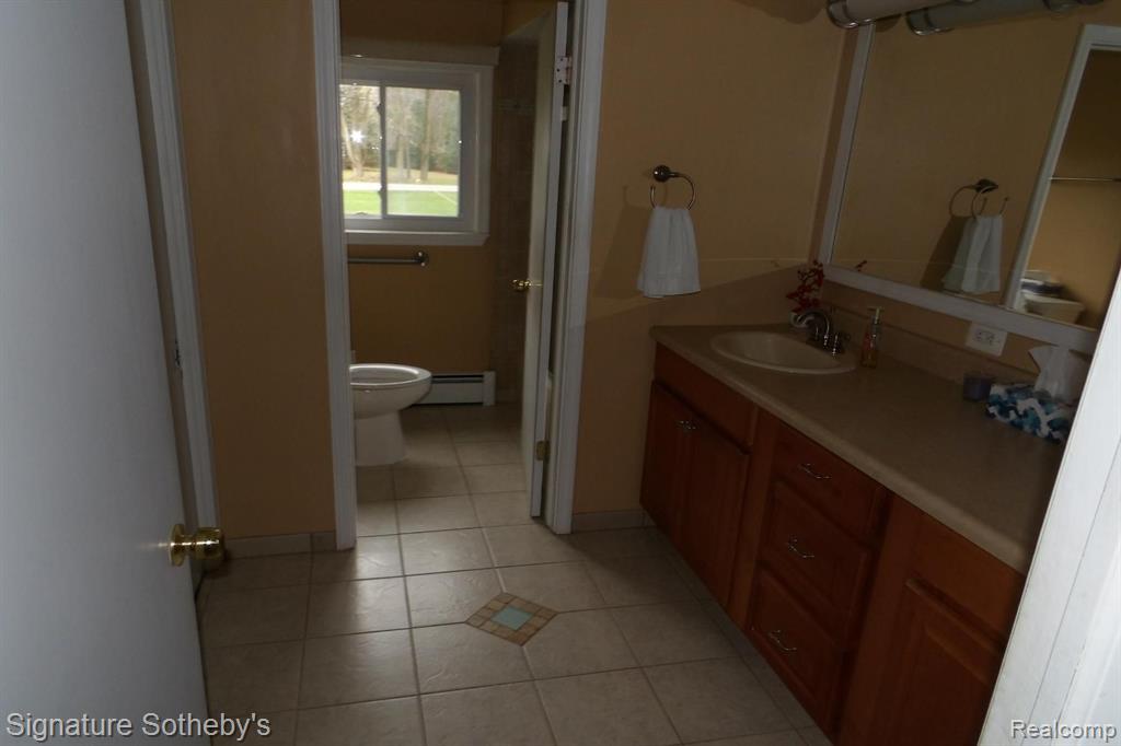 48041 Sugarbush Road Property Photo 9