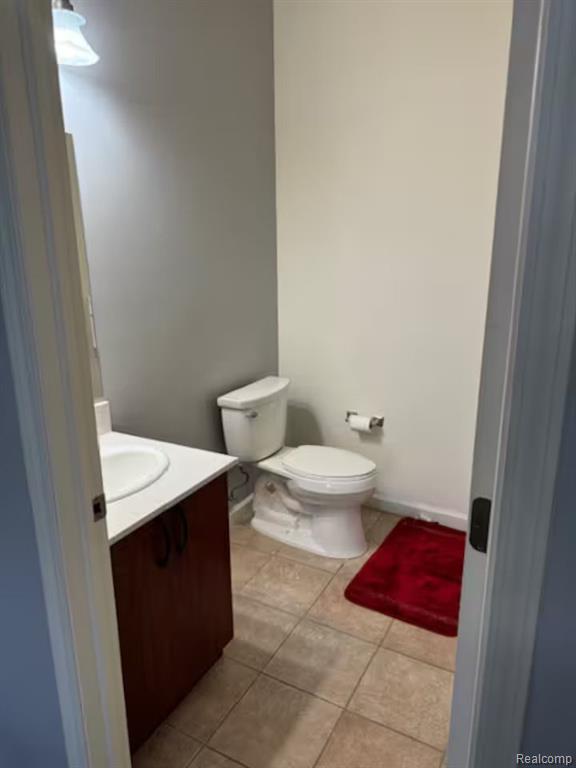 1008 S Military Street Property Photo 6