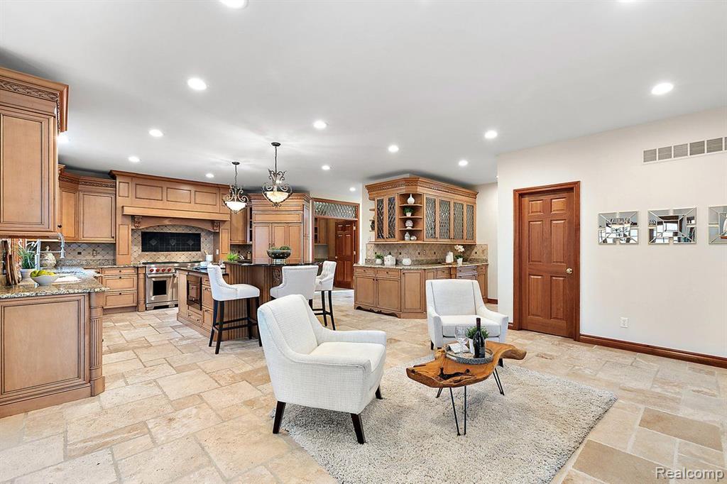 2541 Plum Creek Court Property Photo 42