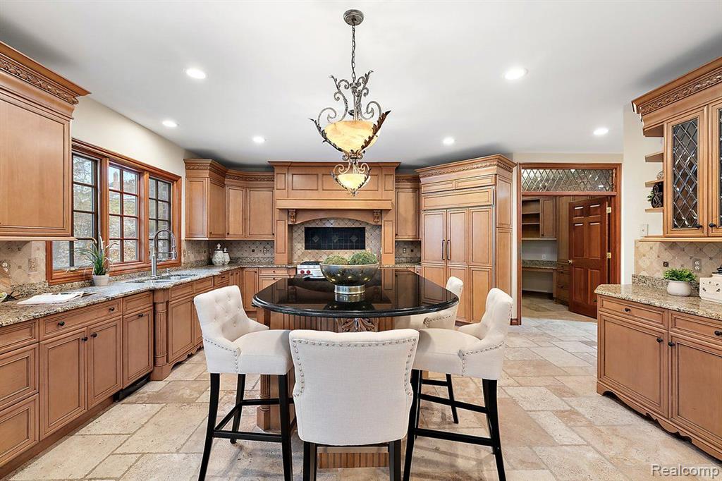 2541 Plum Creek Court Property Photo 47