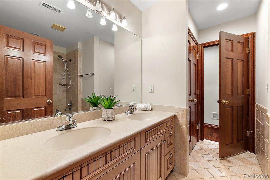 2541 Plum Creek Court Property Photo 70