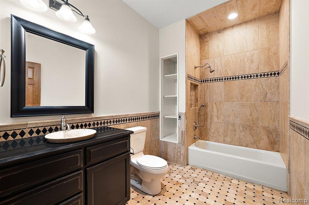 2541 Plum Creek Court Property Photo 92