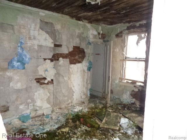 10011 Belleterre Street Property Photo 13