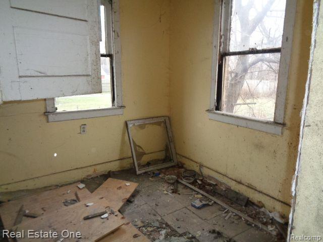 10011 Belleterre Street Property Photo 15