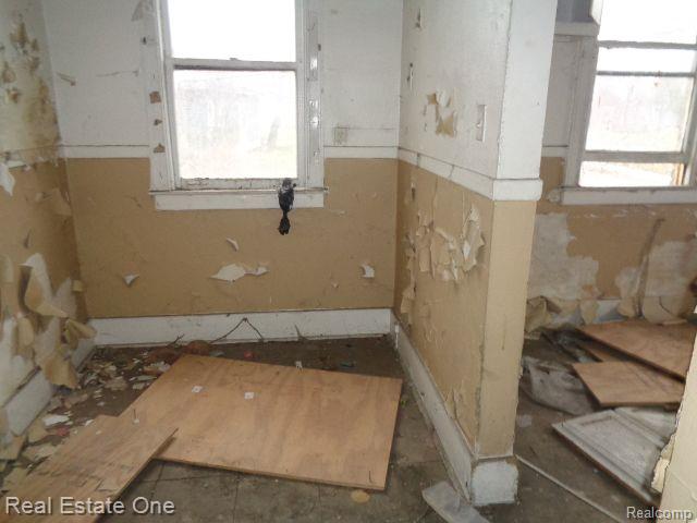 10011 Belleterre Street Property Photo 19