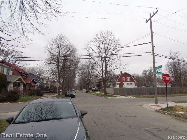10011 Belleterre Street Property Photo 24