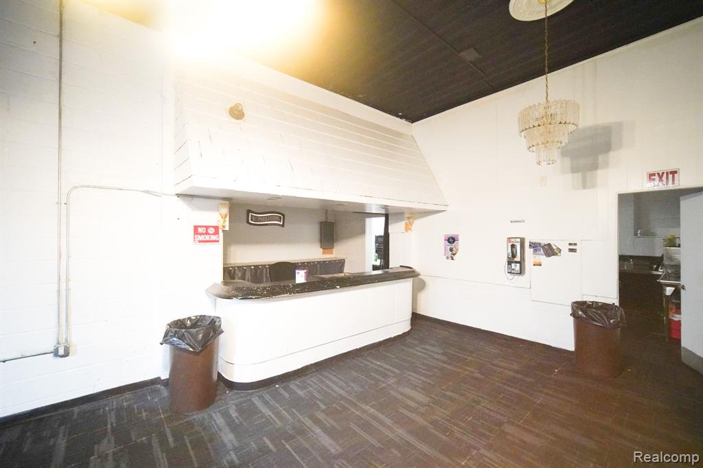 10820 Whittier Street Property Photo 18