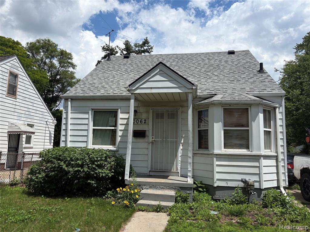 20062 WALTHAM Street Property Photo 1