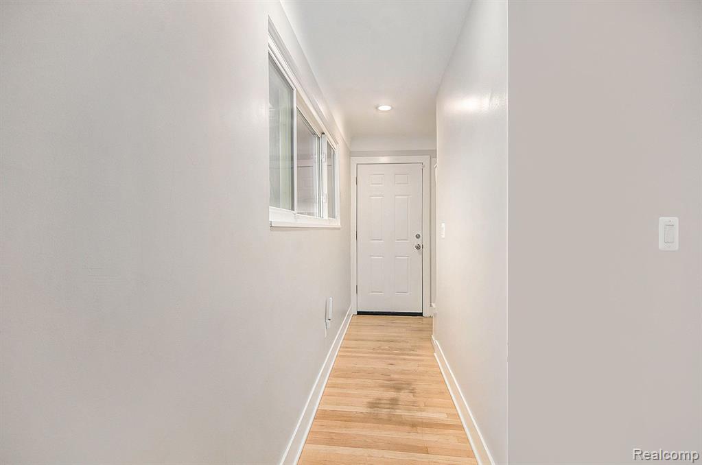 21700 California Street Property Photo 17