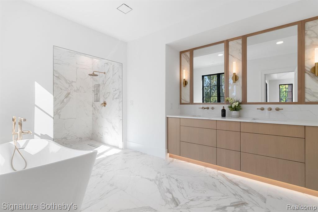 540 Watkins Street Property Photo 19