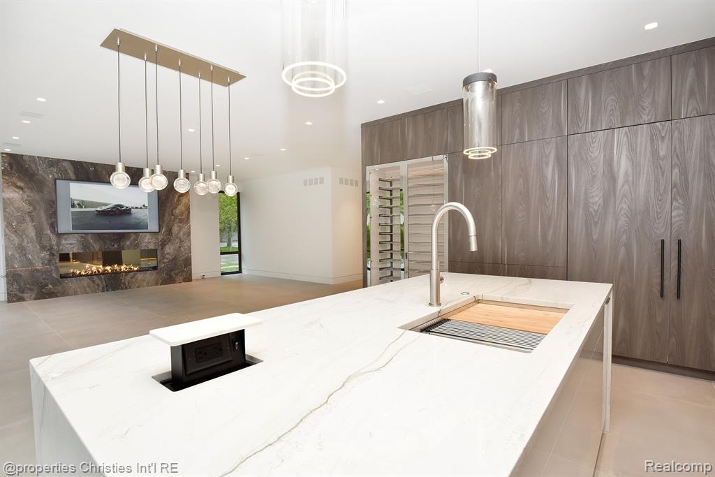 512 George Street Property Photo 20