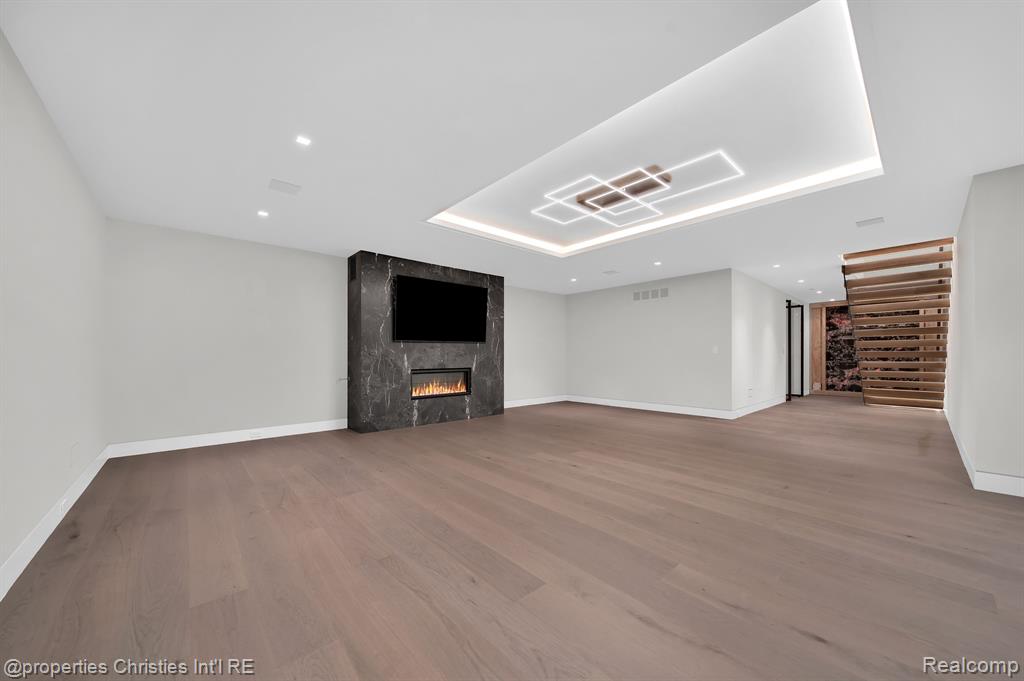 512 George Street Property Photo 48