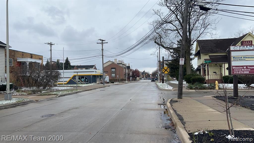1214 Mason Street Property Photo 2
