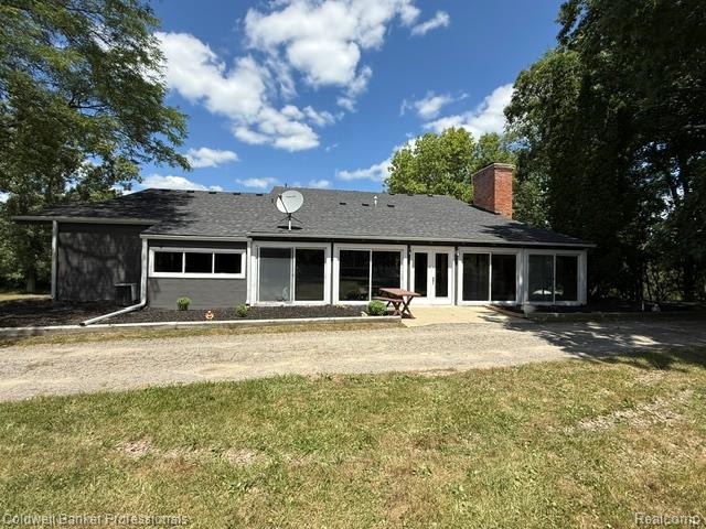 8899 Dwyer Road Property Photo 1