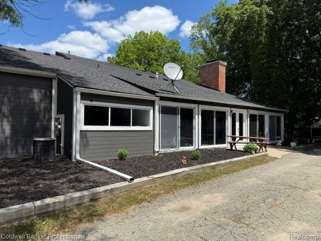 8899 Dwyer Road Property Photo 2