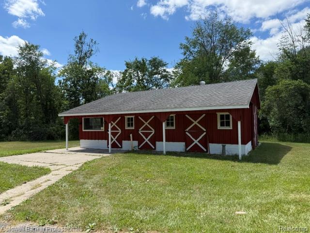 8899 Dwyer Road Property Photo 8