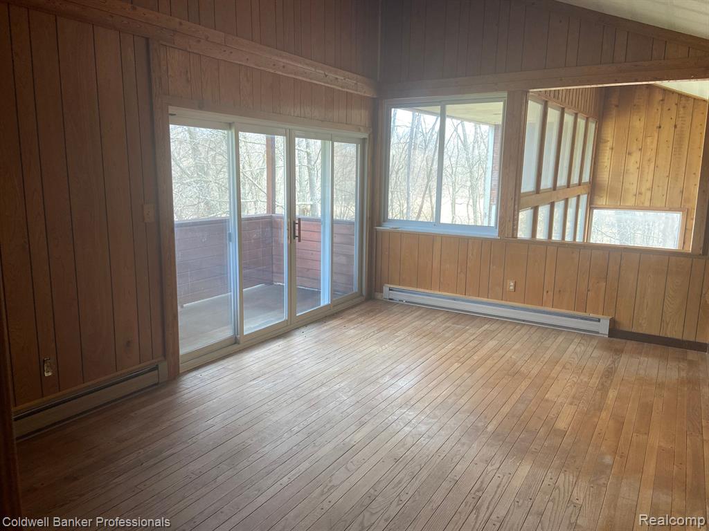 8899 Dwyer Road Property Photo 16