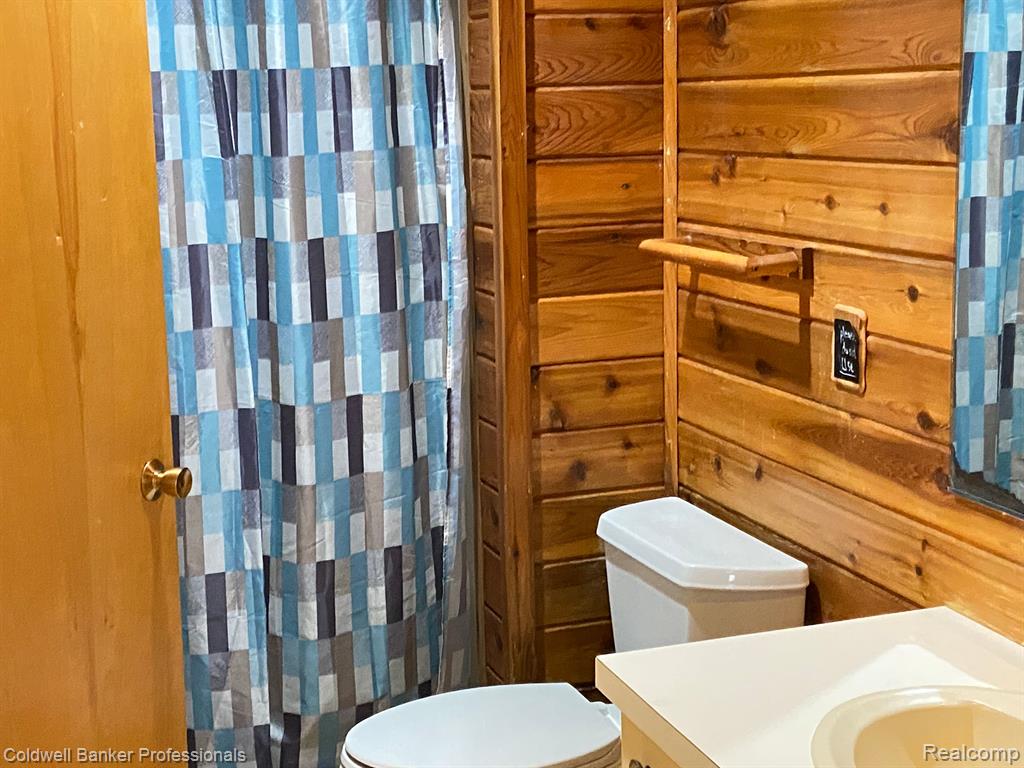 8899 Dwyer Road Property Photo 19