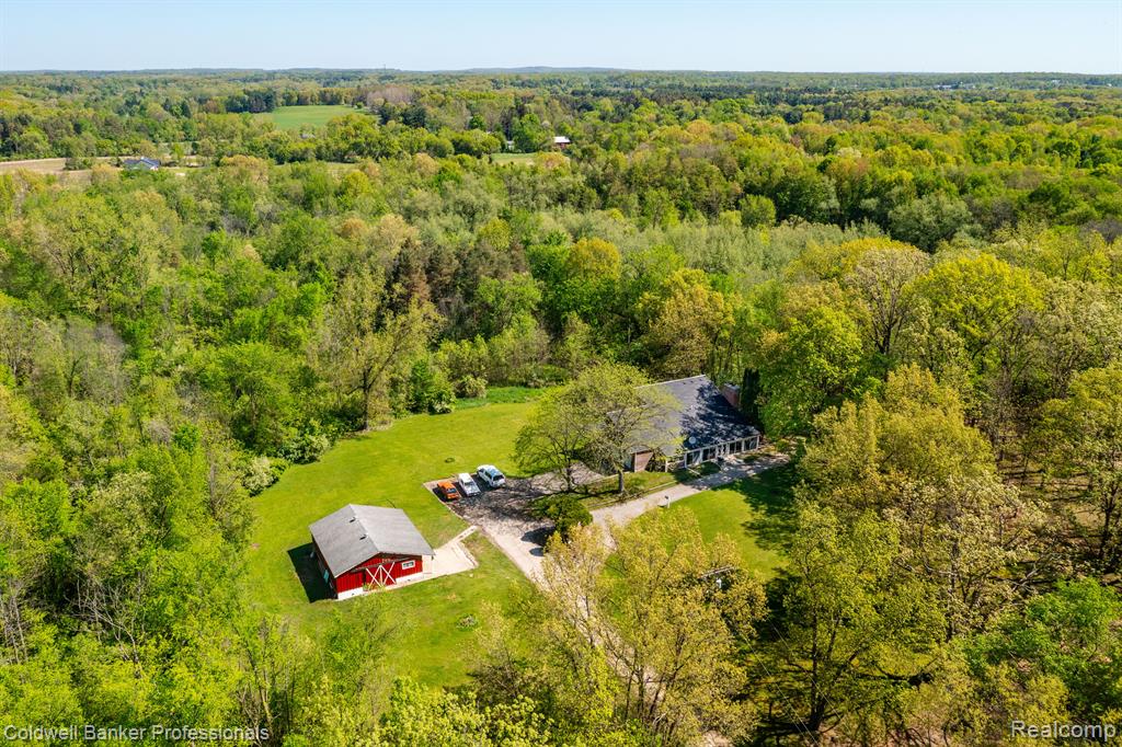 8899 Dwyer Road Property Photo 31