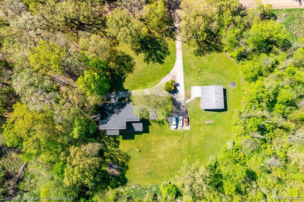 8899 Dwyer Road Property Photo 33