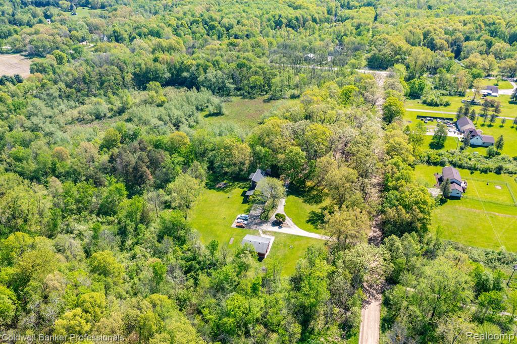 8899 Dwyer Road Property Photo 42
