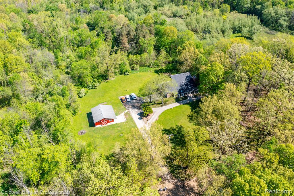 8899 Dwyer Road Property Photo 43