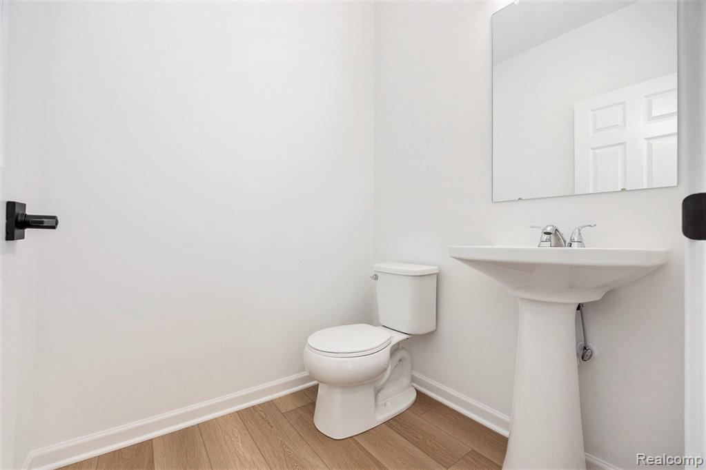 11964 Timber Court Property Photo 6