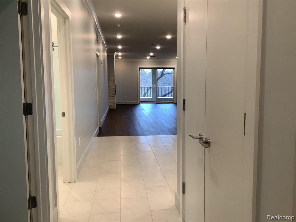 856 N N Old Woodward Ave Unit 202 Avenue Property Photo 1