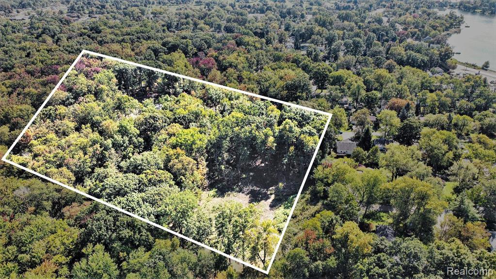 001 Hobson Property Photo 1