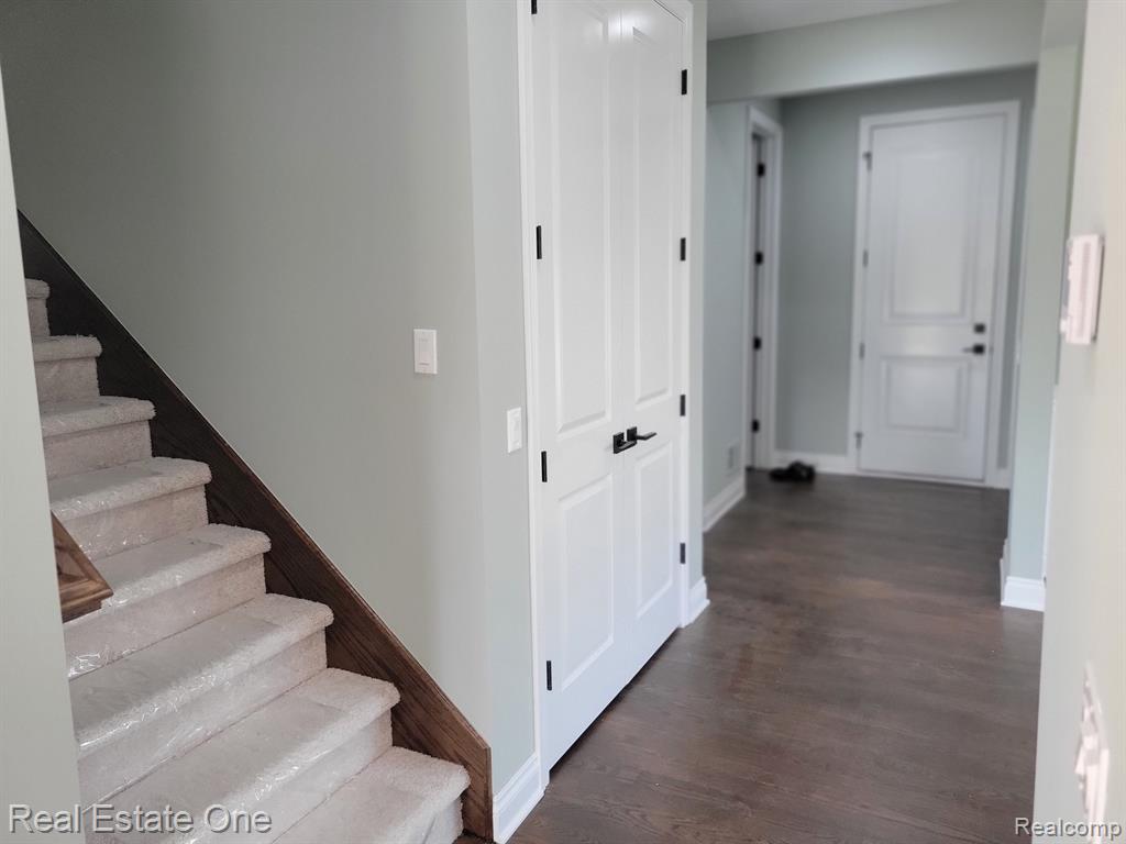 611 Vanderpool Drive Property Photo 26