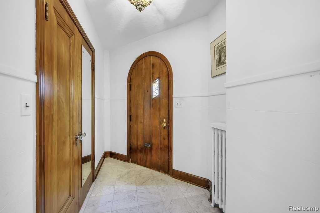 25690 York Road Property Photo 11