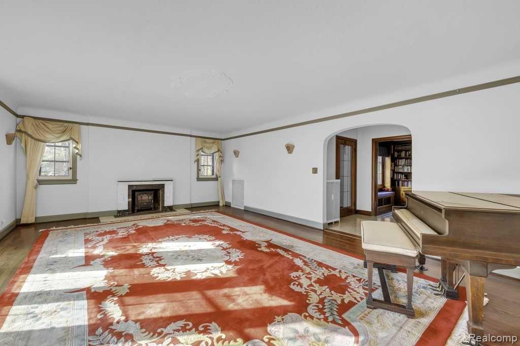 25690 York Road Property Photo 17