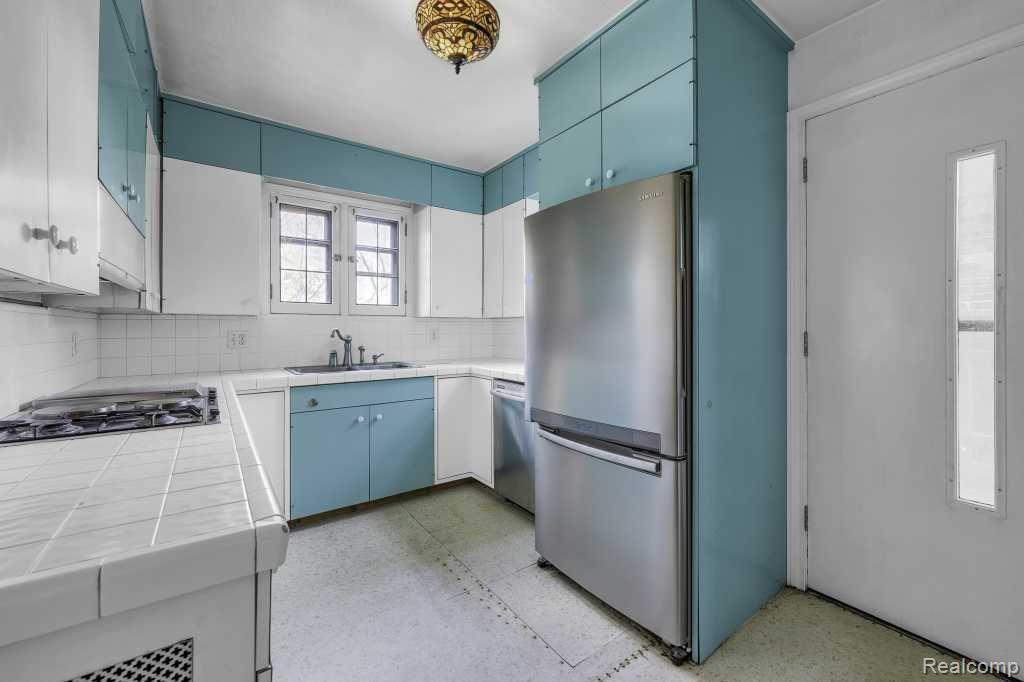 25690 York Road Property Photo 20