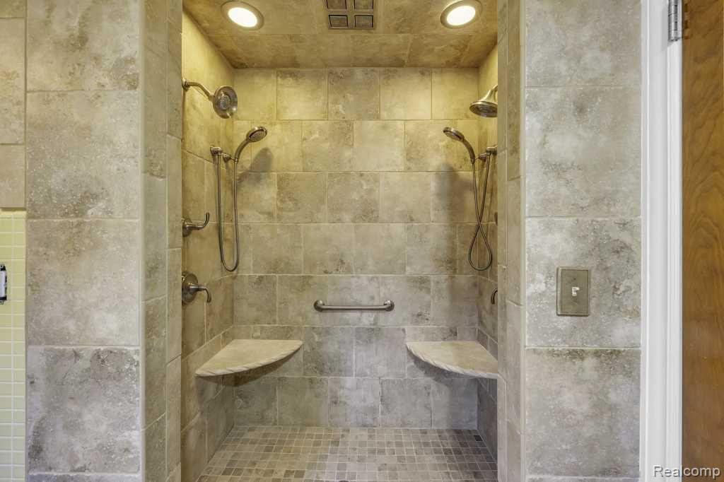 25690 York Road Property Photo 29