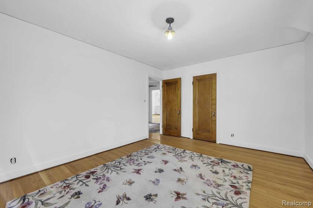 25690 York Road Property Photo 31