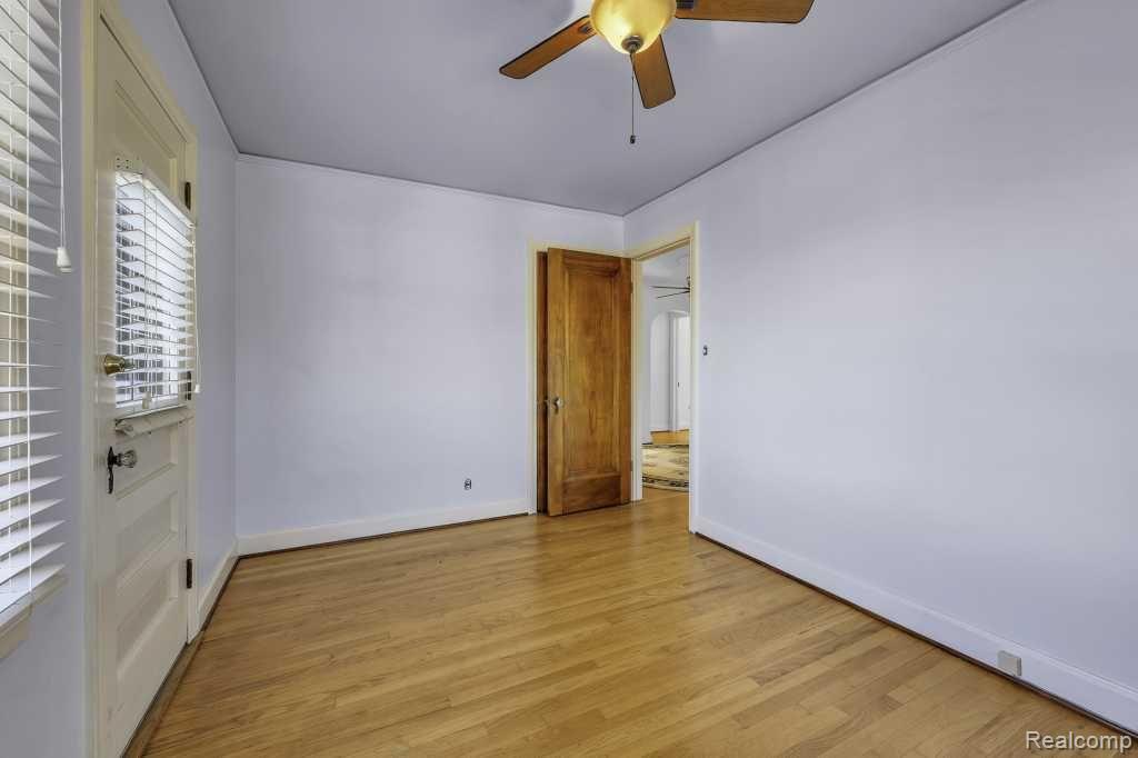 25690 York Road Property Photo 34