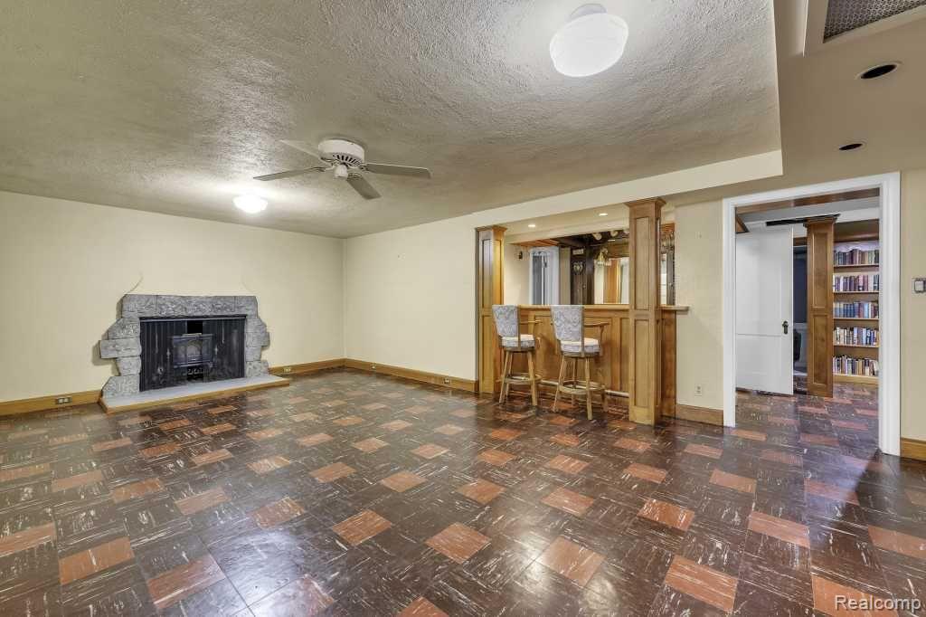 25690 York Road Property Photo 42