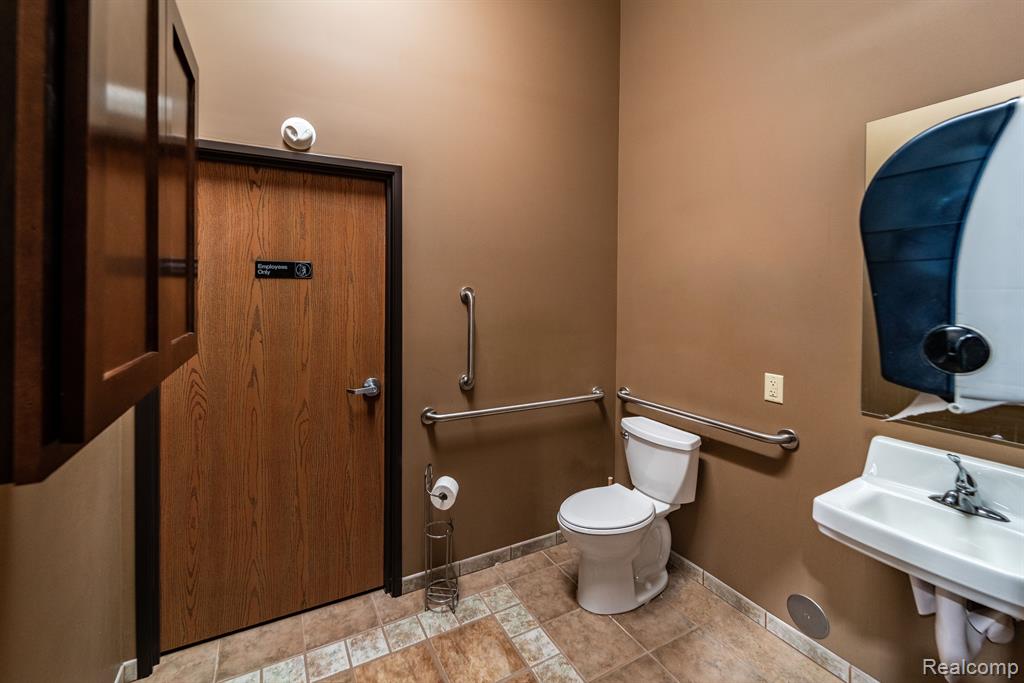 5945 Van Dyke Road Property Photo 26