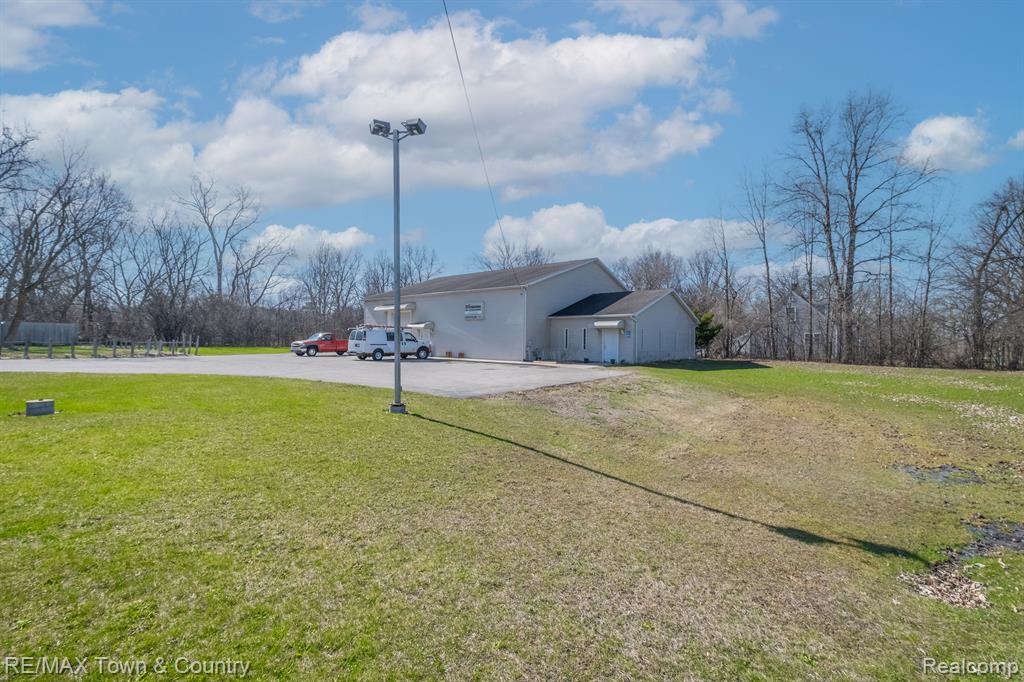 2170 Lavelle Road Property Photo 3