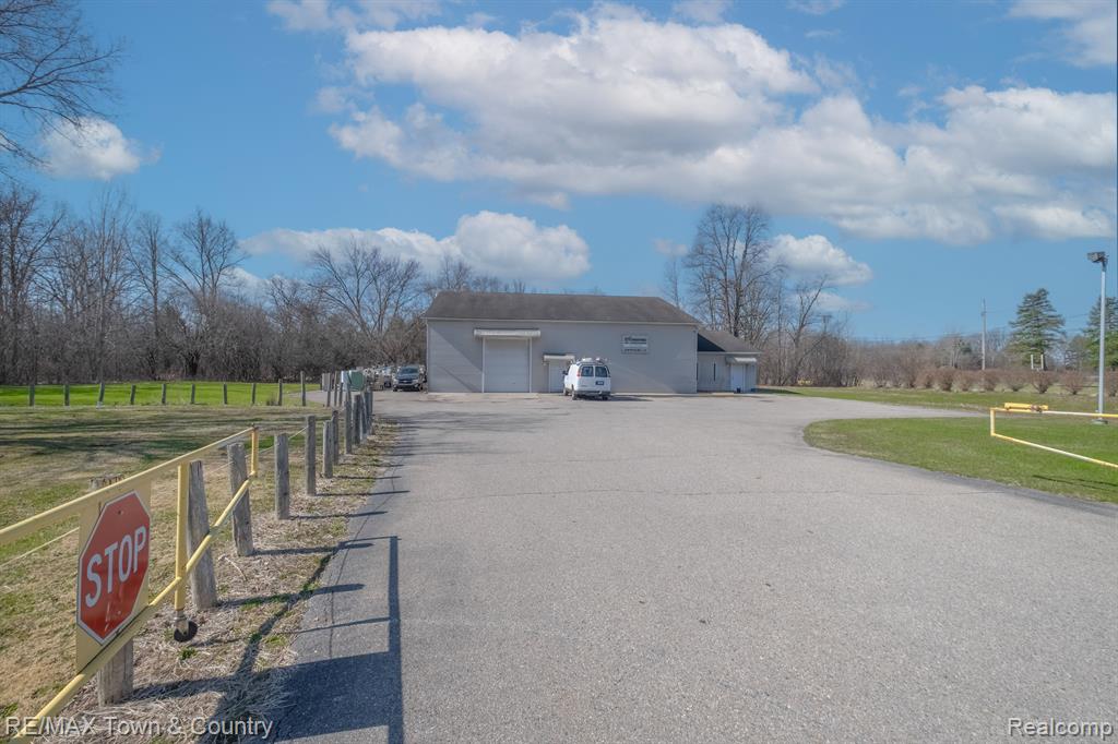 2170 Lavelle Road Property Photo 5