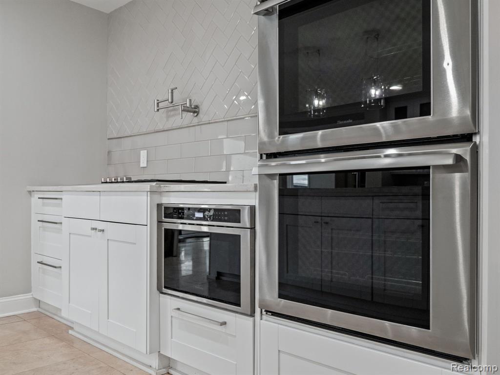 5190 Clarendon Crest Street Property Photo 15