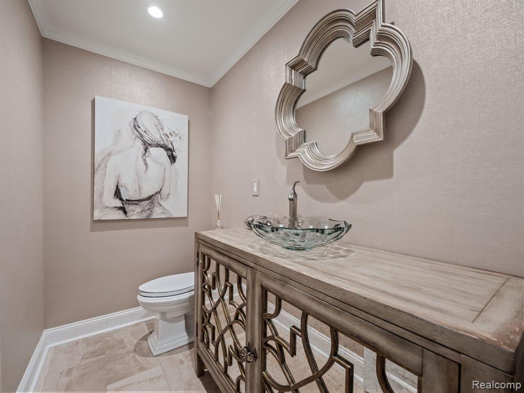 5190 Clarendon Crest Street Property Photo 29