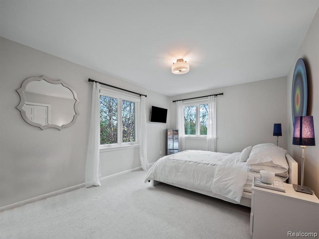 5190 Clarendon Crest Street Property Photo 44