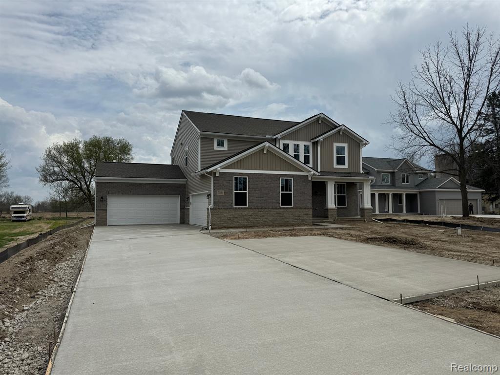 72180 Van Dyke Property Photo 1