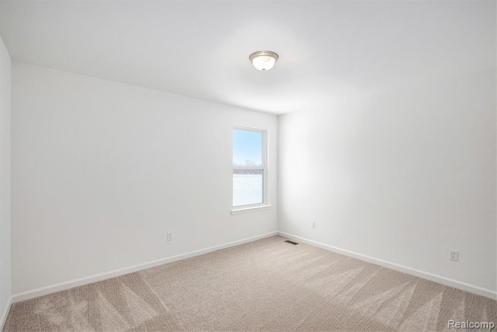 72180 Van Dyke Property Photo 22