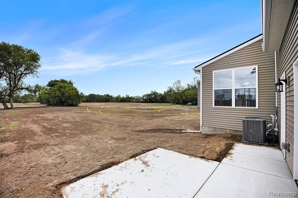 72180 Van Dyke Property Photo 23