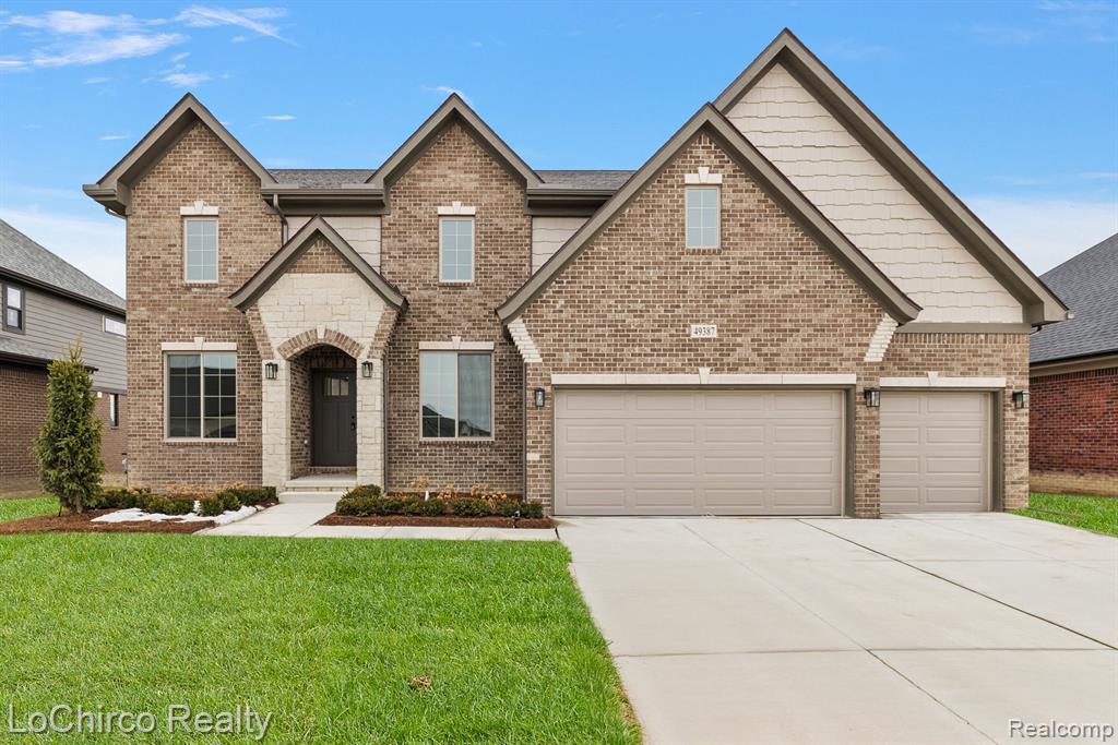 49387 Langford Drive Property Photo 1
