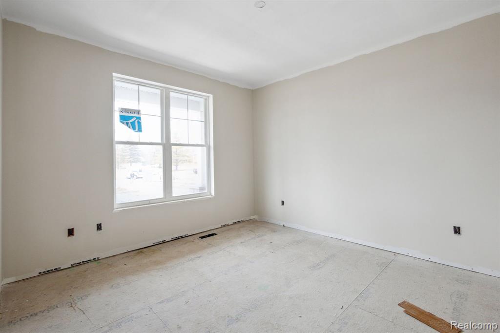 27050 25 Mile Road Property Photo 6