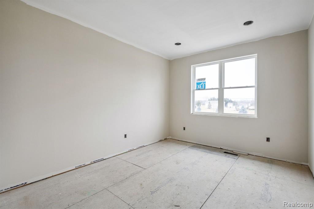 27050 25 Mile Road Property Photo 8